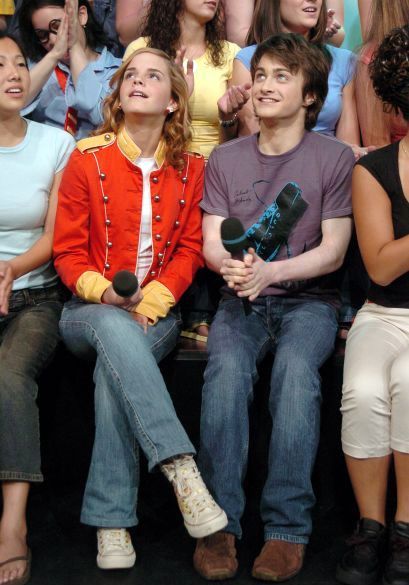 emma-watson-daniel-radcliffe With Daniel Radcliffe on TRL