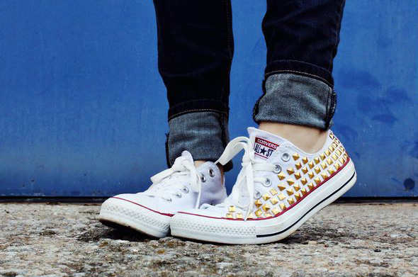 How To Make Your Own DIY Studded Converse Converse Chuck Taylor