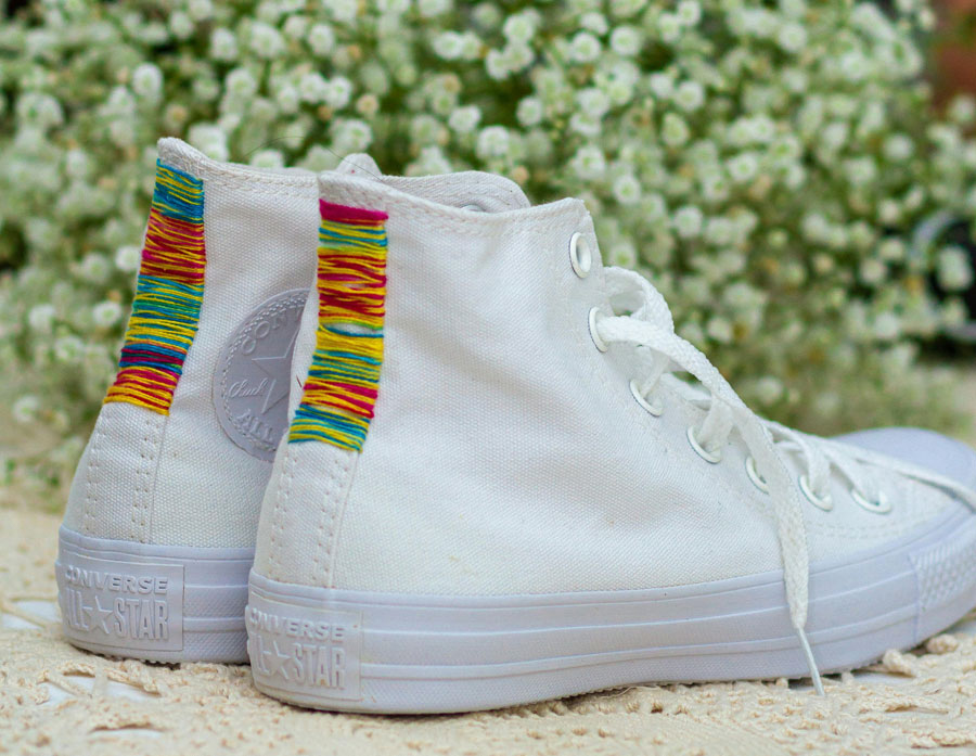 clean white Converse shoes